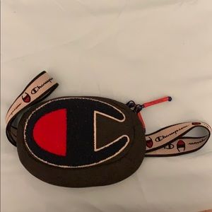 Champion Fanny Pack